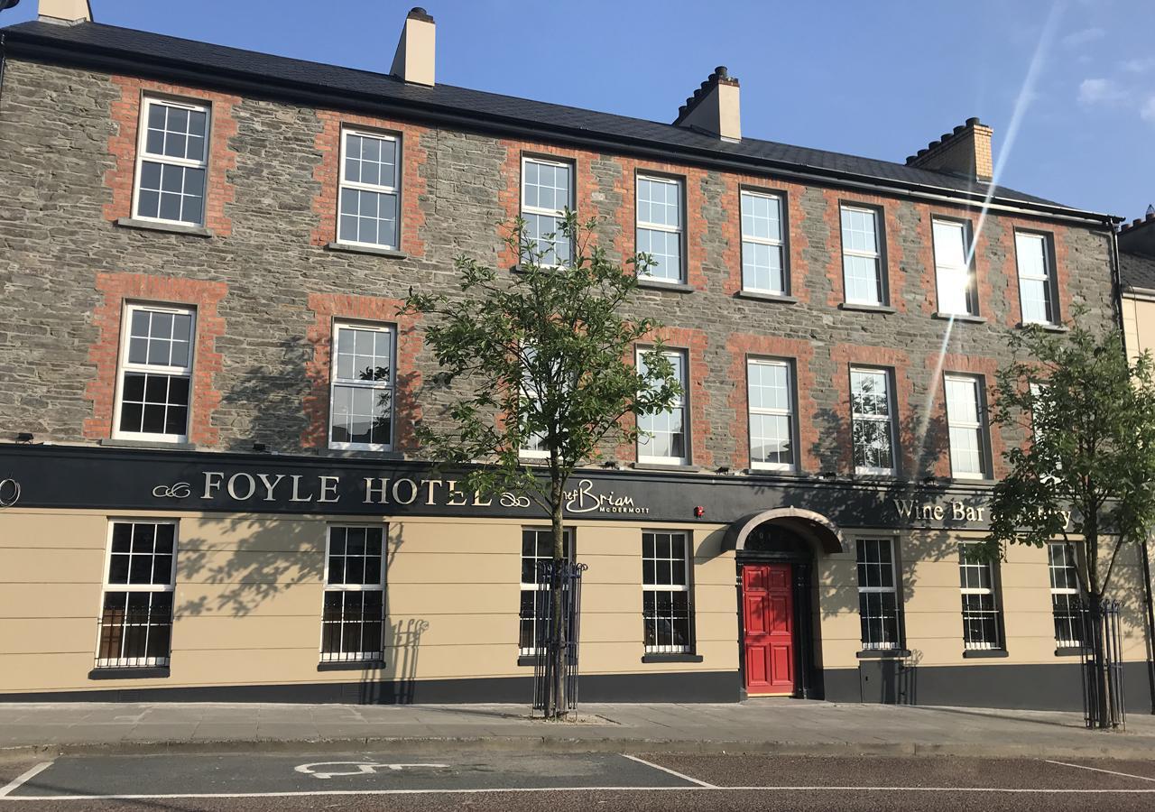 Foyle Hotel Moville Buitenkant foto