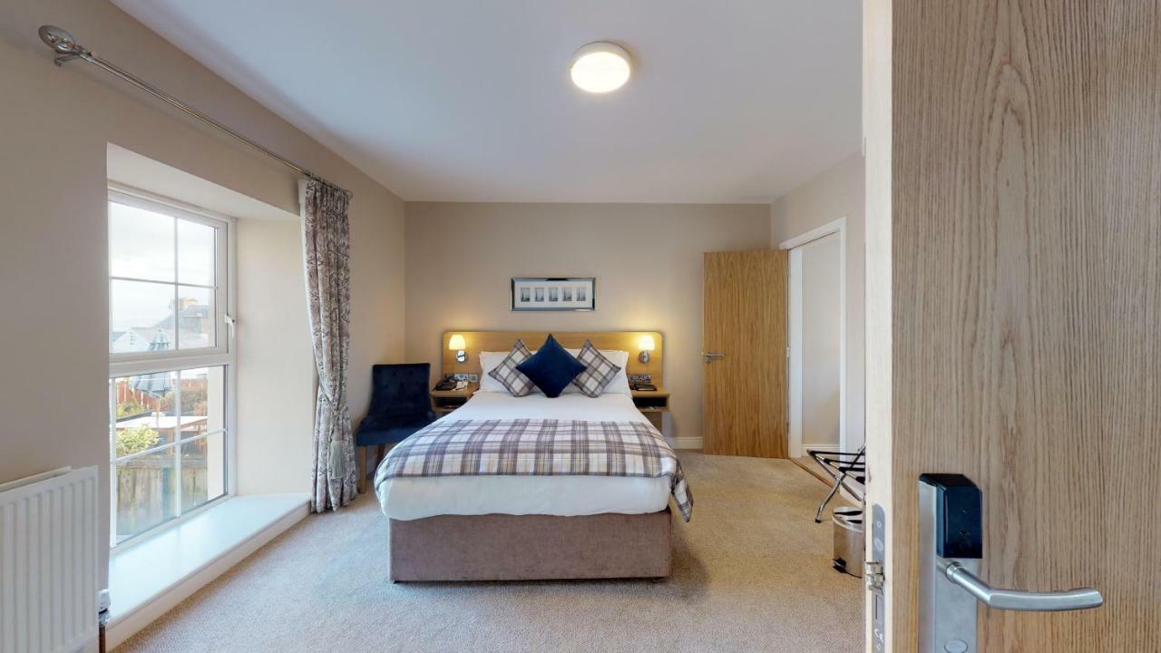 Foyle Hotel Moville Buitenkant foto