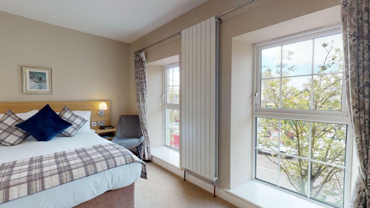 Foyle Hotel Moville Buitenkant foto